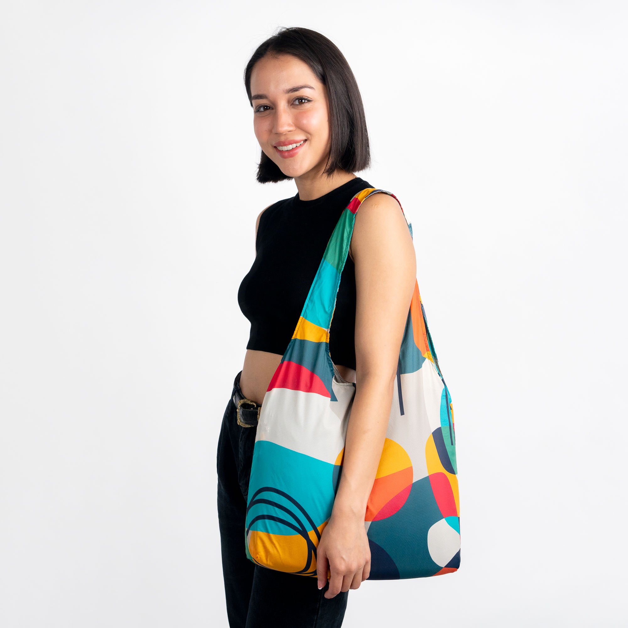 Girl with a sling nanobag