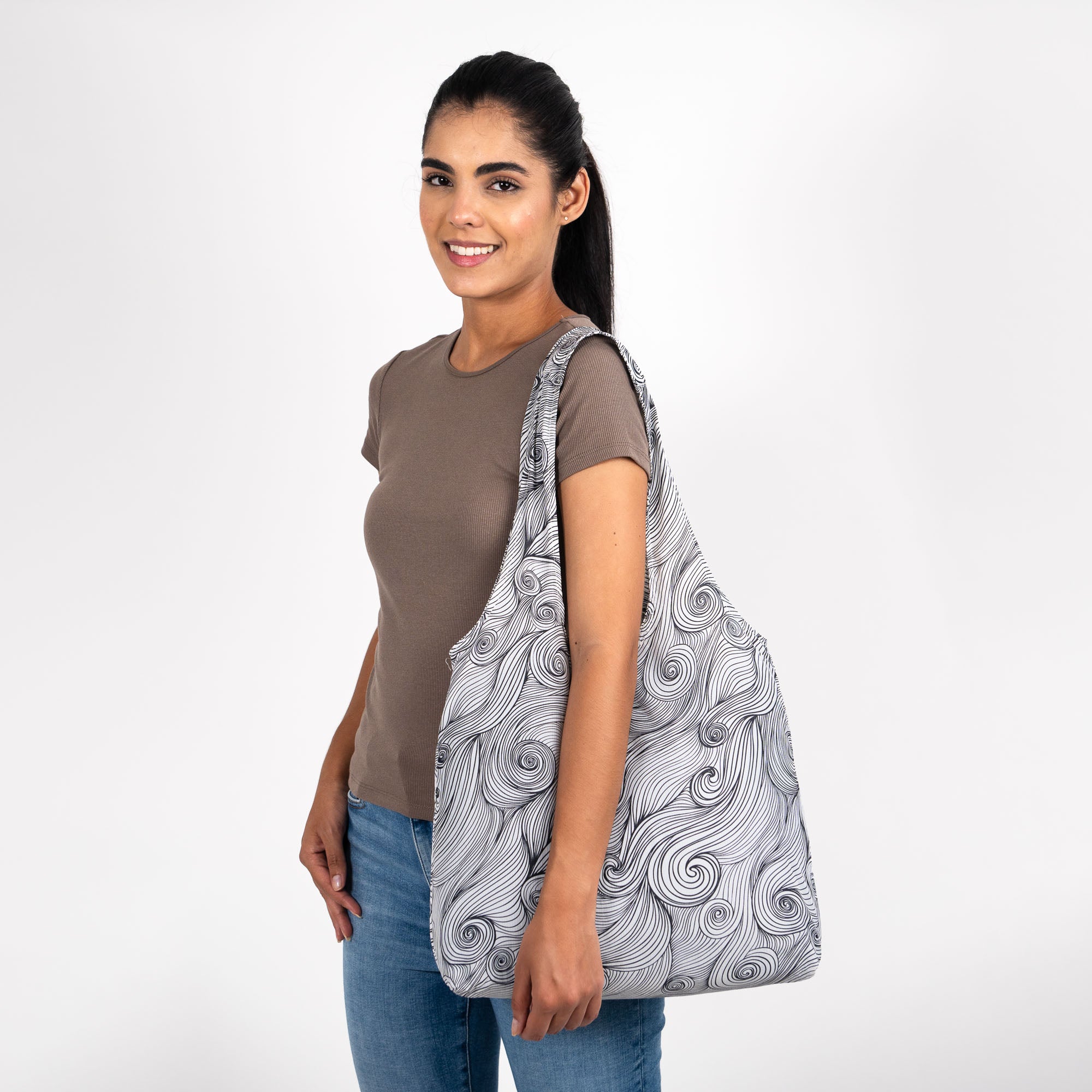 Woman with black white big shopping nanobag